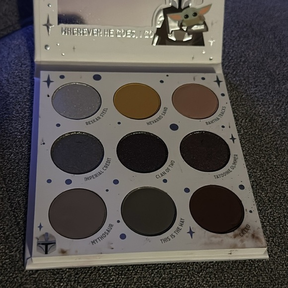 COLOURPOP Star Wars The Mandalorian Eyeshadow Palettes - Picture 7 of 10